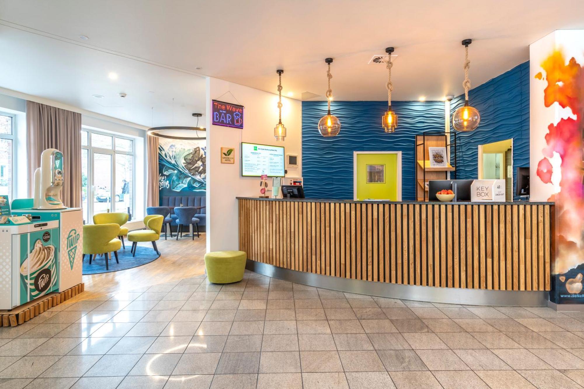 Ibis Styles Hamburg Alster City Экстерьер фото