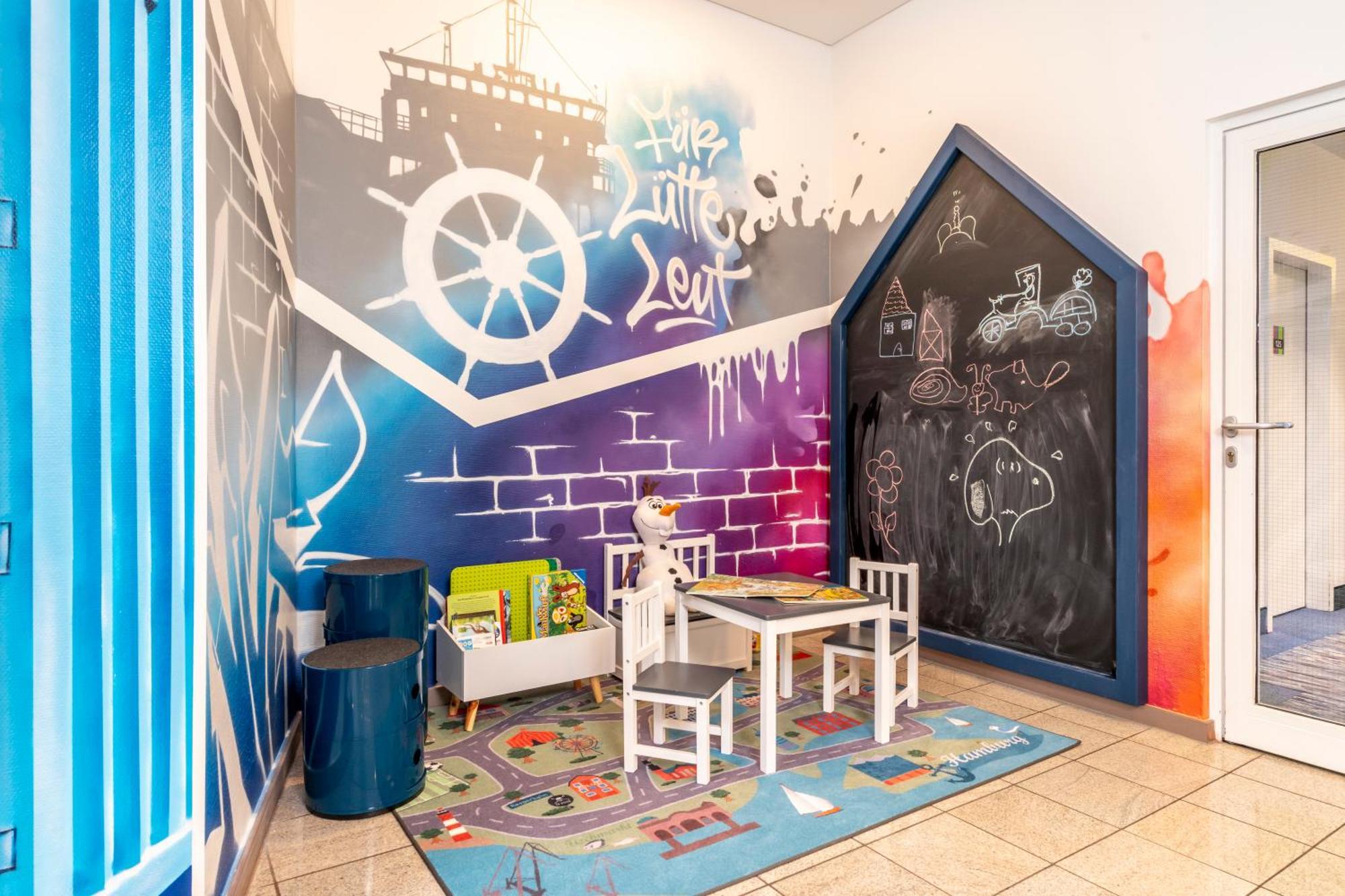 Ibis Styles Hamburg Alster City Экстерьер фото