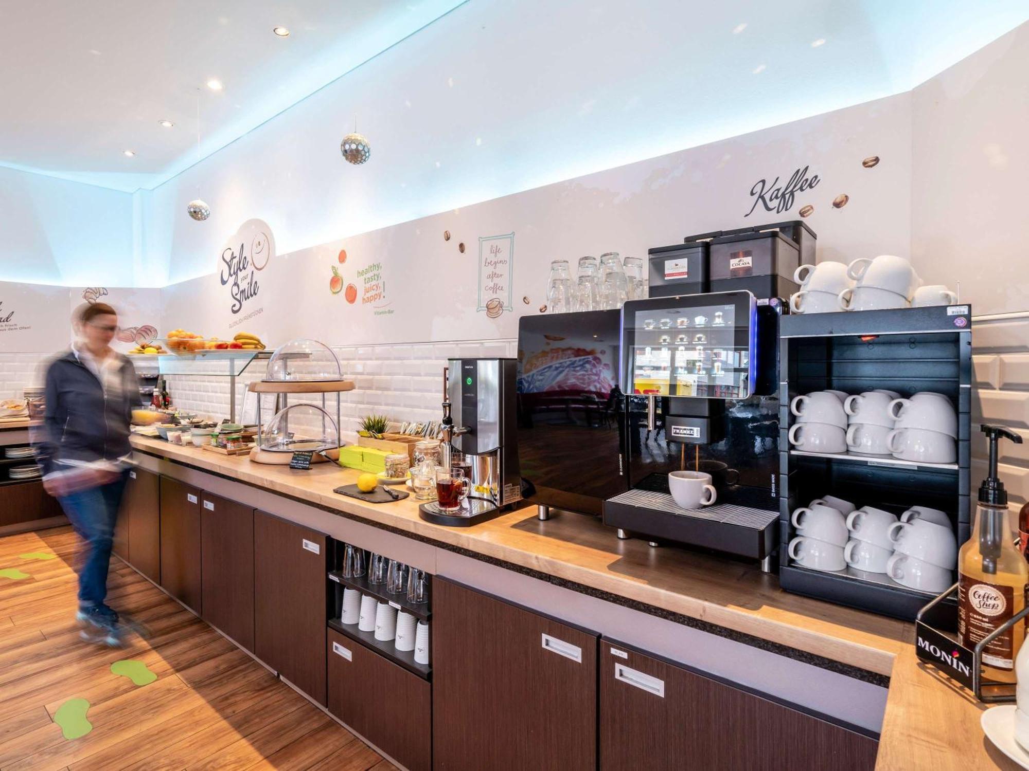 Ibis Styles Hamburg Alster City Экстерьер фото